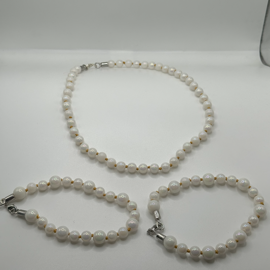 Hand Knotted Necklace | Pearlescent Set
